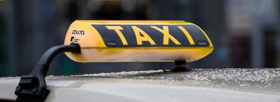 How to Regulate Taxis on Common Property